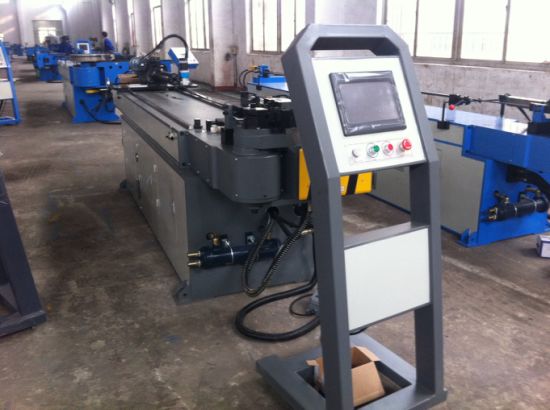 Macchina piegatubi per tubi in rame (GM-SB-50CNC)