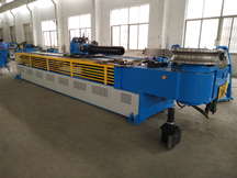 Macchina piegatubi per tubi con mandrino di grande diametro GM-SB-140CNC-2A-1S