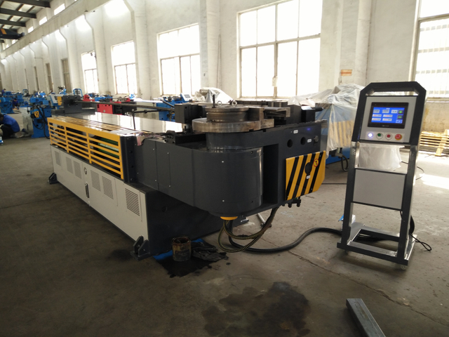 Macchina piegatubi per tubi da 4 pollici a comando manuale cnc
