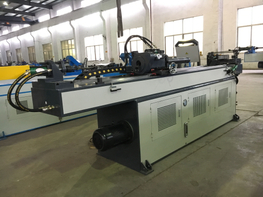 Piegatubi pneumatici per carriola GM-38CNC-2A-1S