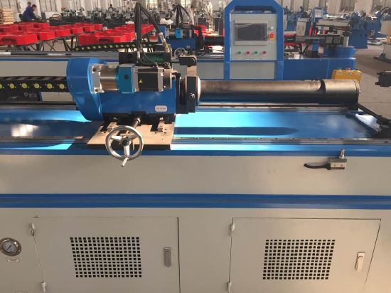 Piegatrice per tubi quadrati CNC (GM-50CNC)