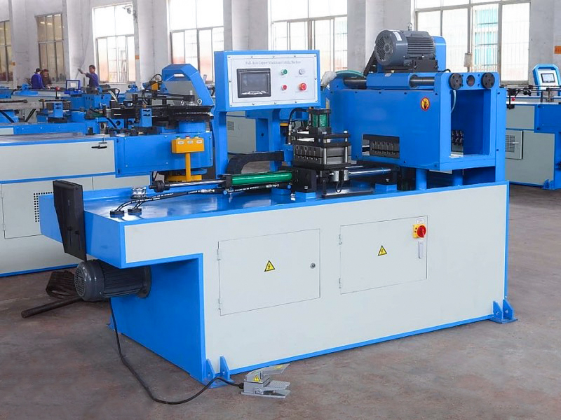 Macchina per il taglio dei tubi